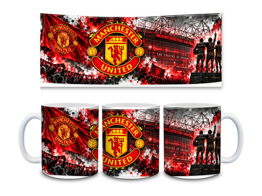 ⚽ Manchester United Football Mug – Theatre of Dreams 🔴
